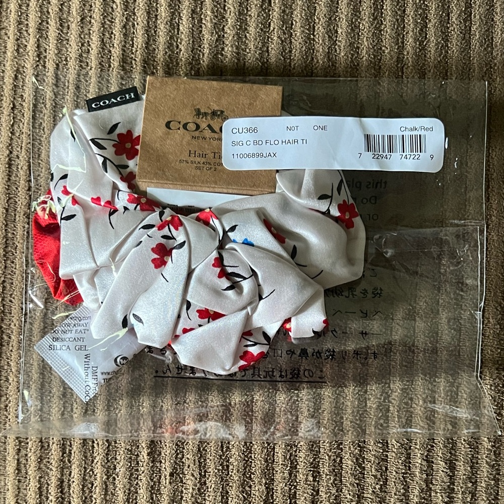 Coach Signature Boardwalk Floral Print Hair Ties Pack nwt in packaging - Picture 3 of 4